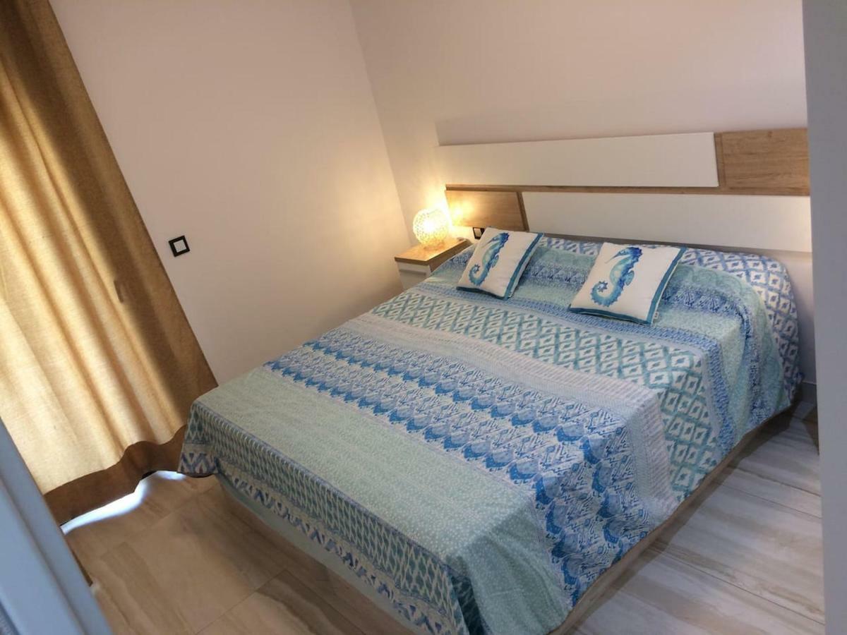 Exclusive New Apartment On The Beach Пилар де ла Горадада Экстерьер фото